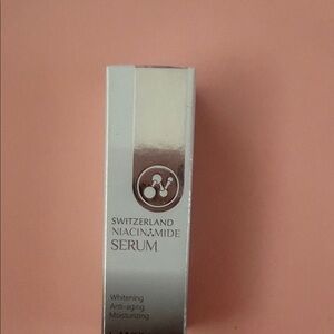 Niacinamide Serum - Silver Packaging